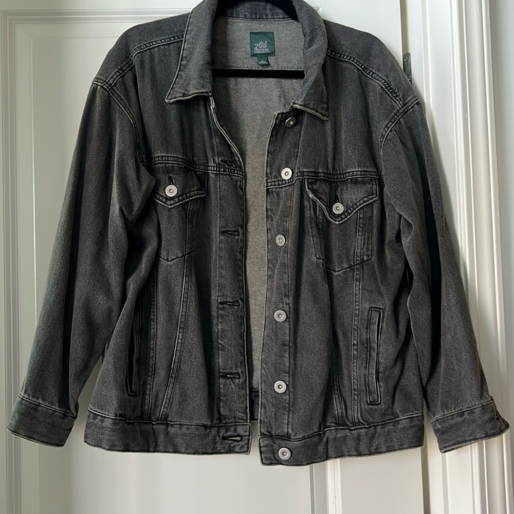 Grey denim jacket medium